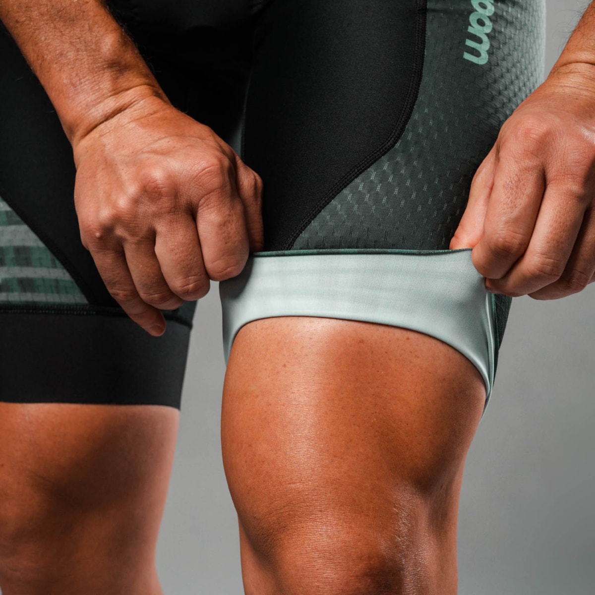 BERMUDA TRIATHLON WOOM 140 OVERCOME MASCULINO