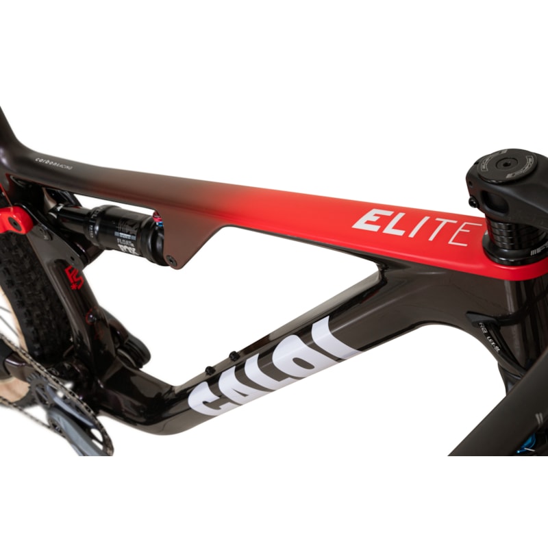 BICICLETA CALOI ELITE CARBON FS RACING 2025