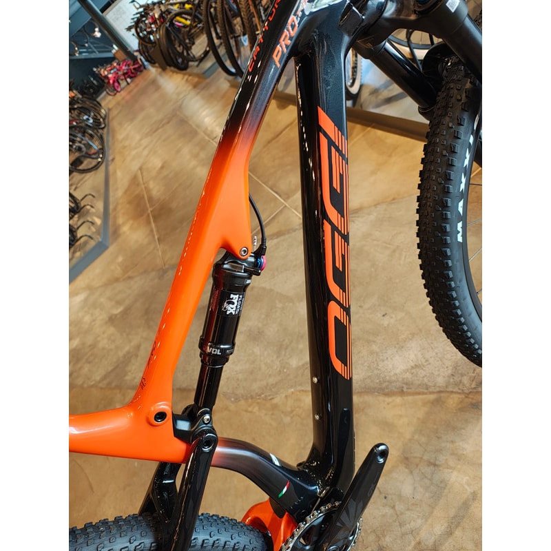 BICICLETA OGGI CATTURA PRO GX ED. LIMITADA 2025