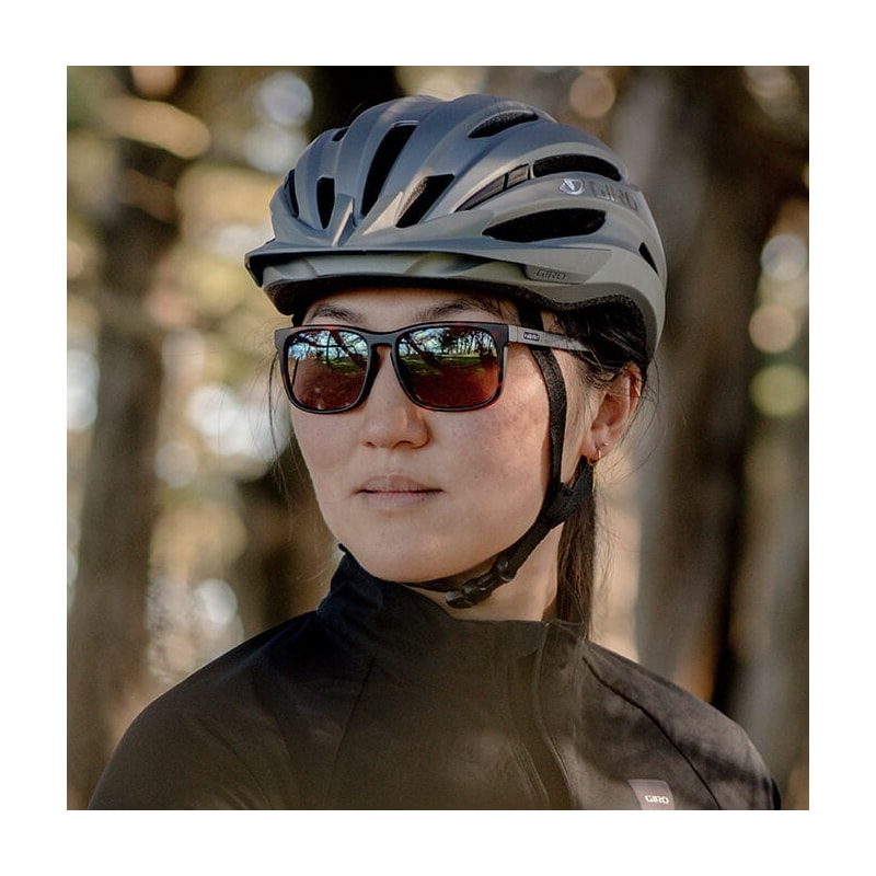 CAPACETE GIRO REGISTER II