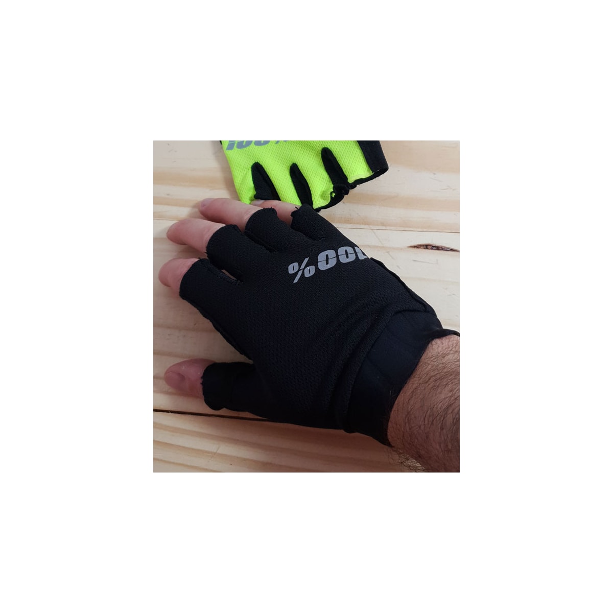 LUVA 100% EXCEEDA GEL ABERTA