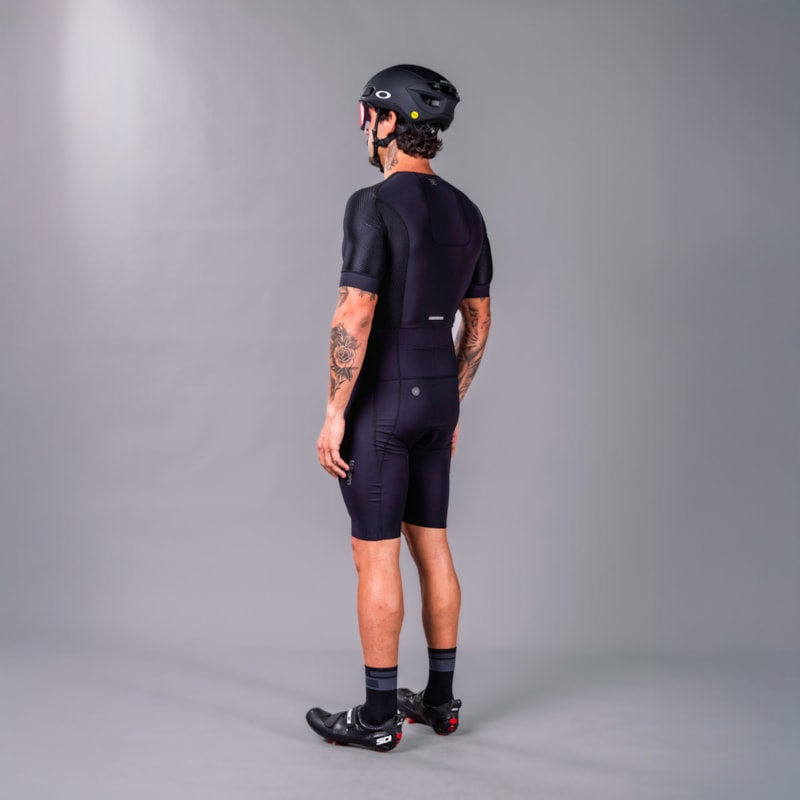 MACAQUINHO TRIATHLON WOOM C/ MANGA CARBON REVOLUTION DEEP BLACK