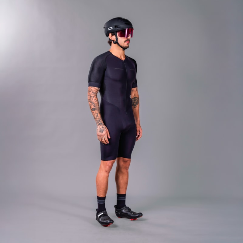 MACAQUINHO TRIATHLON WOOM C/ MANGA CARBON REVOLUTION DEEP BLACK