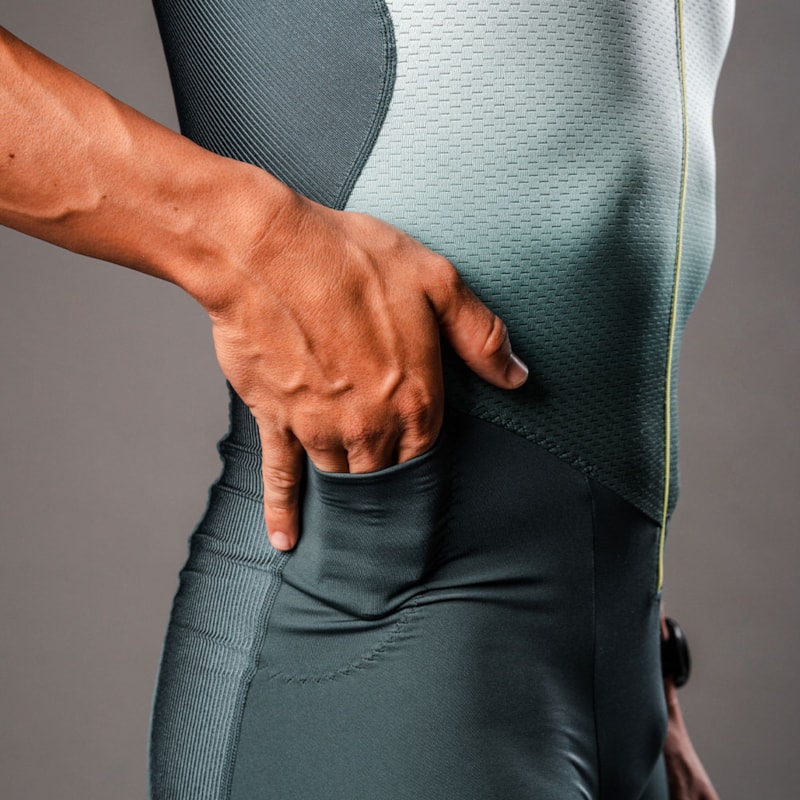 MACAQUINHO WOOM TRIATHLON C/ MANGA CARBON STORM LANZAROTE MASCULINO