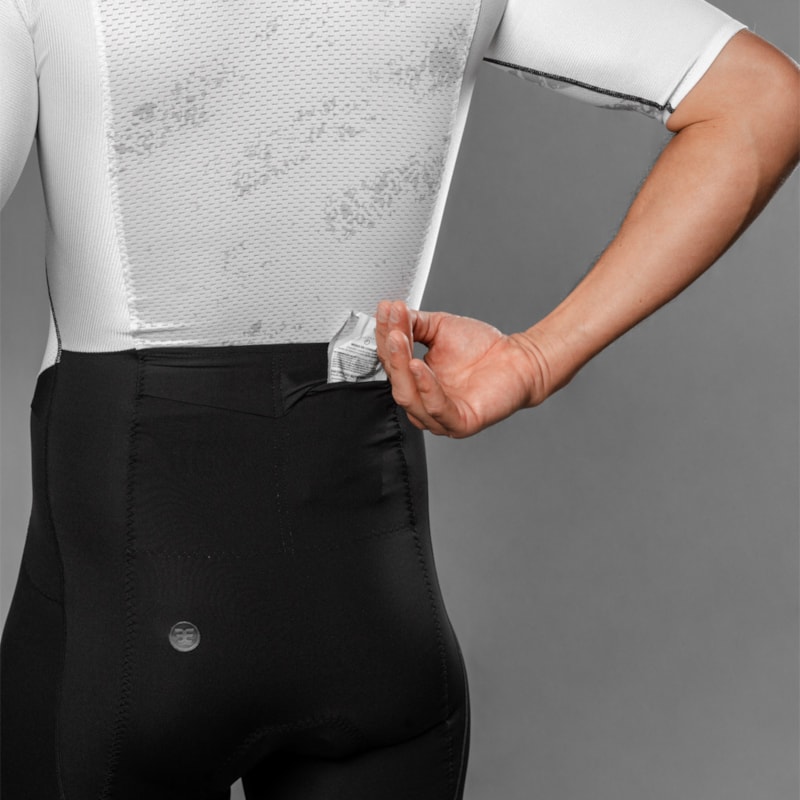 MACAQUINHO WOOM TRIATHLON S/ MANGA CARBON STORM ICE MASCULINO 2023