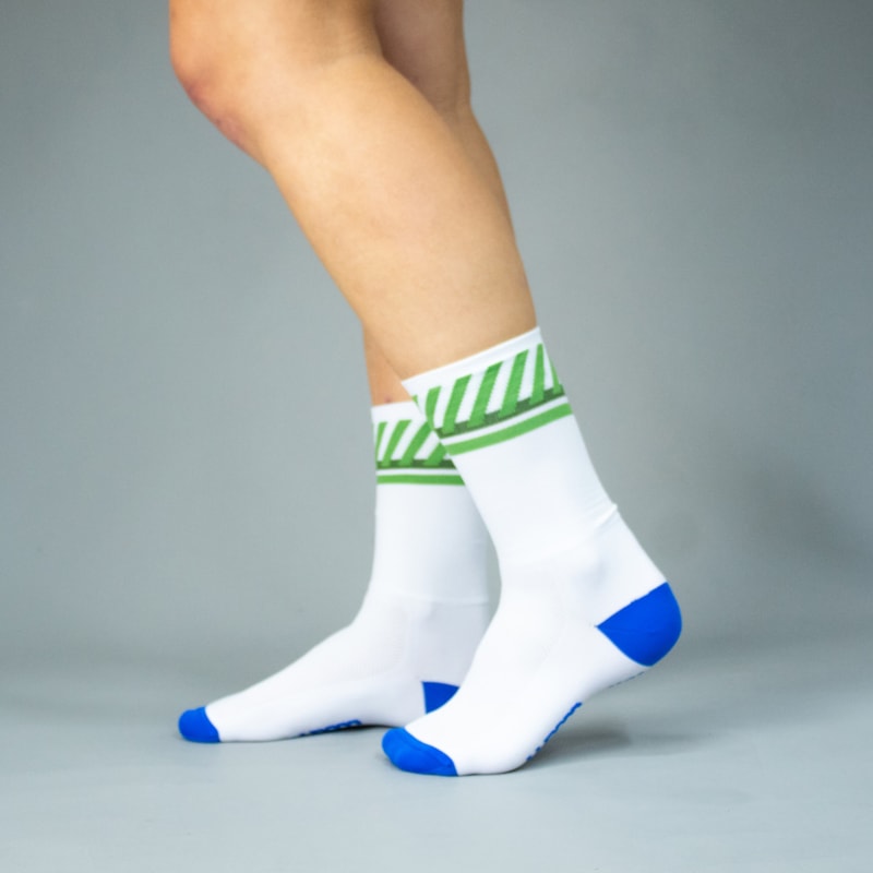 MEIA CICLISMO WOOM GEARLAB PERFORMANCE UNISSEX BRANCO/VERDE