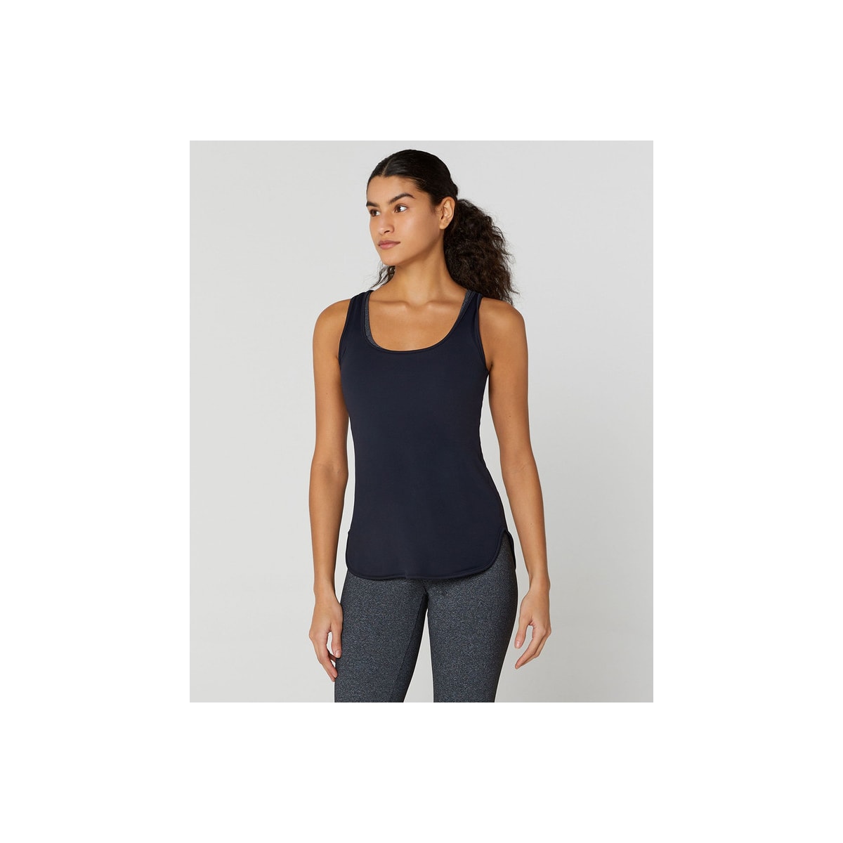 REGATA ALTO GIRO ETERNA GOLA REDONDA SKIN FIT ALONGADA FEMIN