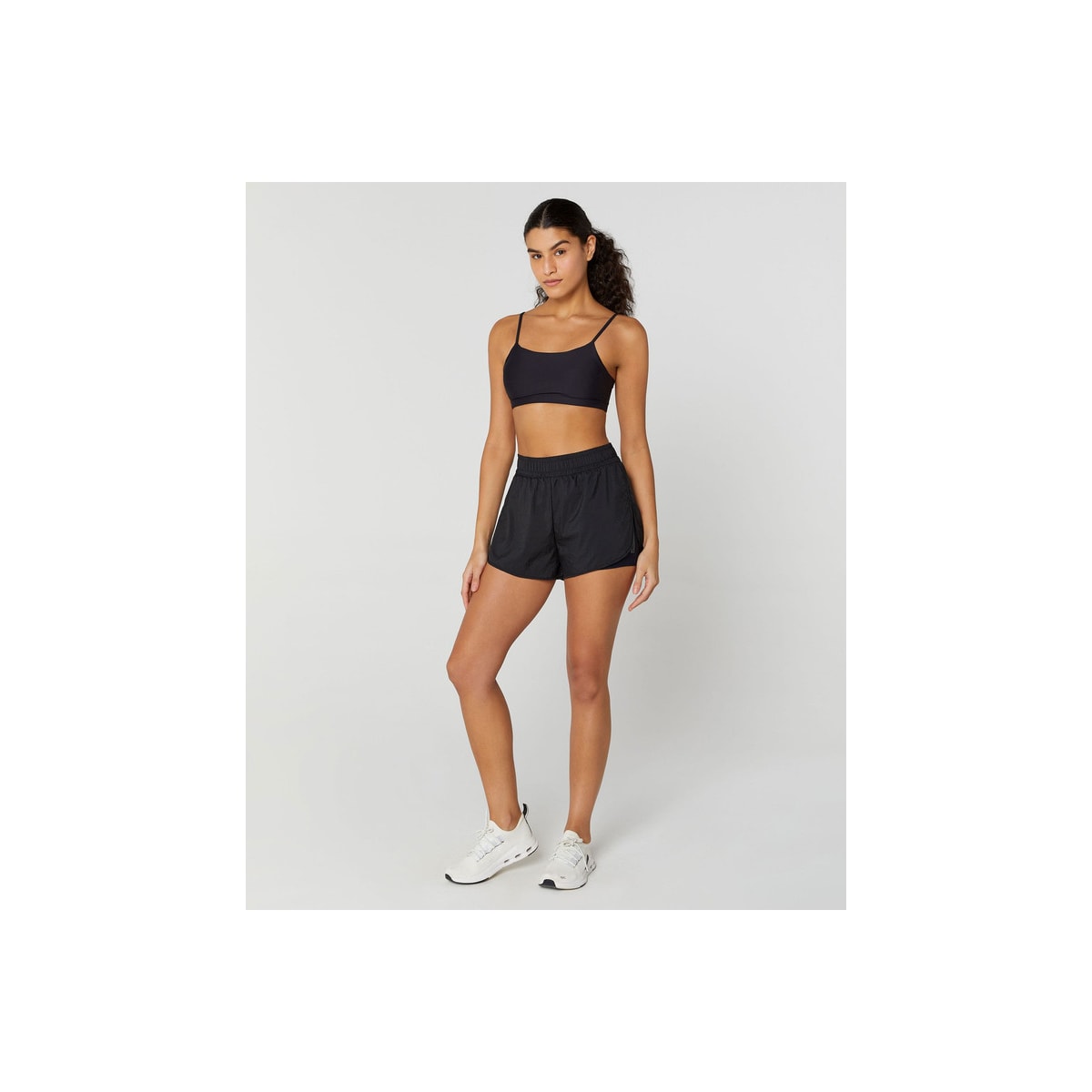 SHORTS ALTO GIRO ETERNO SOBREPOSTO ABERTO LATERAL FEMININO